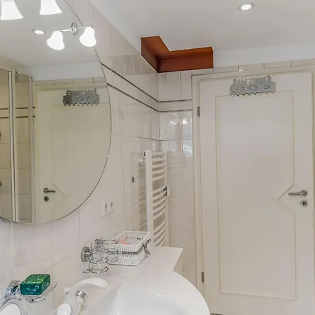 Objekt-nr 209 - Ort - Rose Lägenhet *